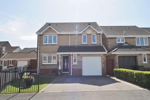 4 bedroom detached house for sale, Kimberley Drive, Plymouth. A Beautiful, Well Presented 4 Bedroom Detached Family Home.