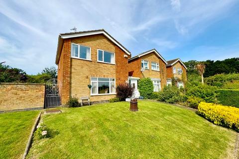 3 bedroom detached house for sale, Walton Way, Harlaxton