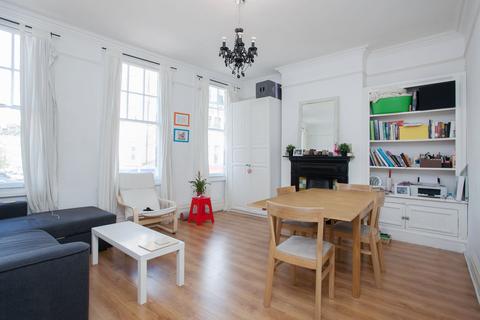 2 bedroom flat to rent, St. John's Road