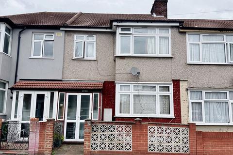 3 bedroom terraced house for sale, Wolferton Road, London