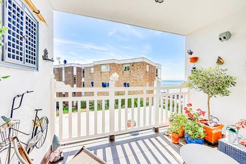 2 bedroom apartment for sale, Palmeira Avenue, Westcliff-on-Sea