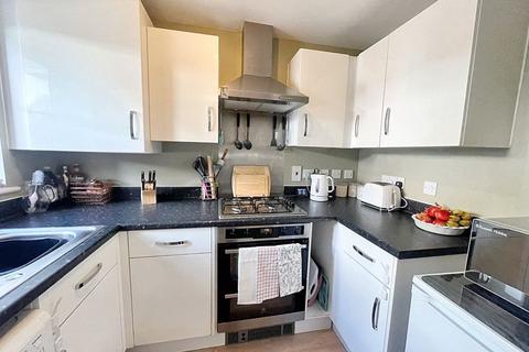 2 bedroom terraced house for sale, Rudloe Drive Kingsway, Gloucester GL2