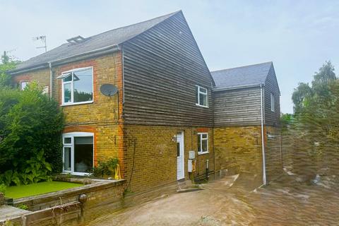 4 bedroom semi-detached house for sale, Macklands Cottages, Otterham Quay Lane, Rainham