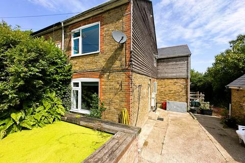 4 bedroom semi-detached house for sale, Macklands Cottages, Otterham Quay Lane, Rainham