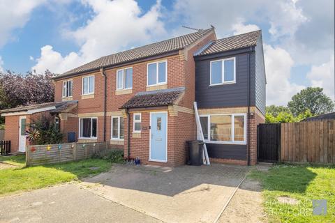 4 bedroom semi-detached house for sale, Constable Close, Attleborough