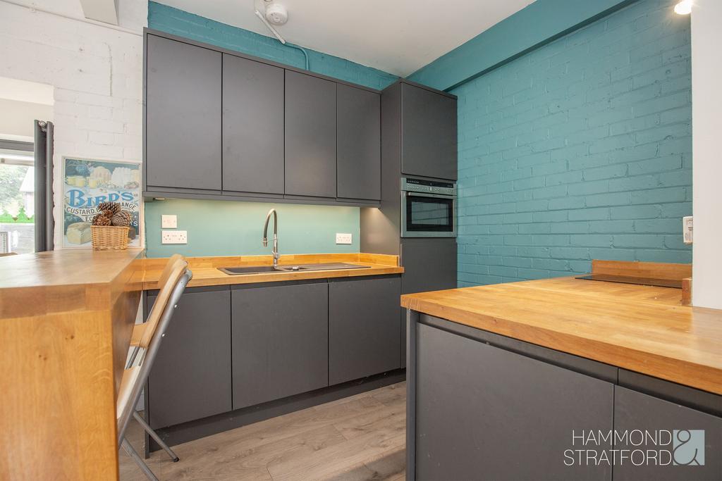 Studio Kitchen