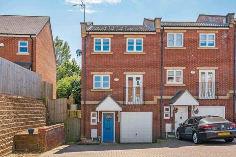 9 Braunston Close, Northampton, NN4 8QZ