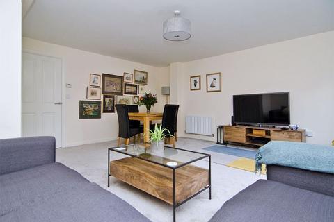 4 bedroom detached house to rent, Yoxall Way, Lichfield WS13