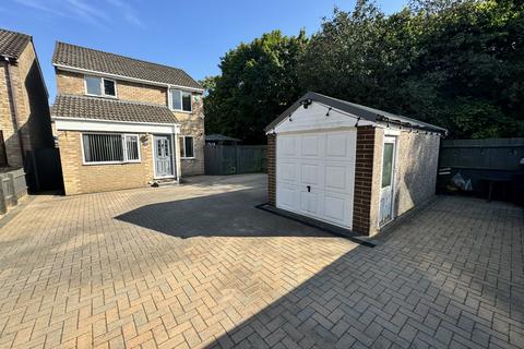 10 Kent Close, Stoke Gifford, Bristol, BS34 8TB