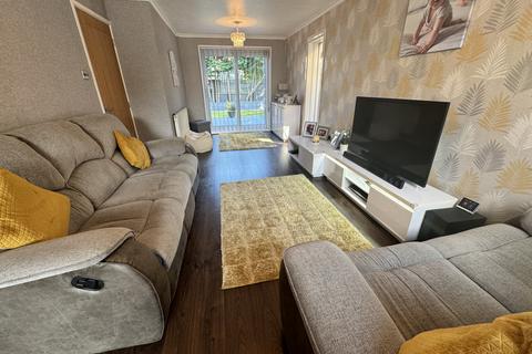 10 Kent Close, Stoke Gifford, Bristol, BS34 8TB