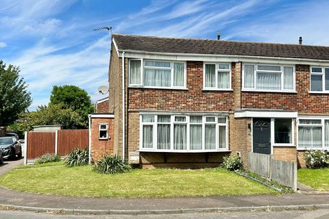 3 bedroom end of terrace house for sale, Landrail Road, Sittingbourne ME9