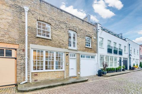 undefined, Ennismore Mews, Knightsbridge SW7