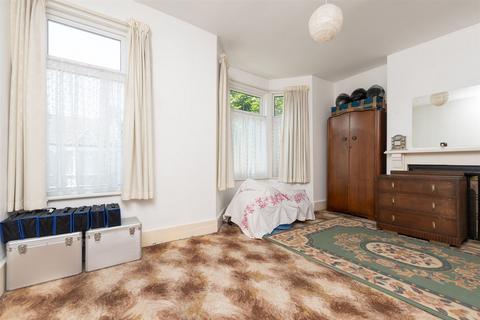 17 Bastion Road, London, SE2 0RD