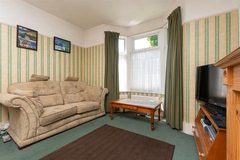 17 Bastion Road, London, SE2 0RD