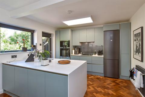 2 bedroom semi-detached bungalow for sale, Eldred Avenue, Westdene, Brighton, East Sussex