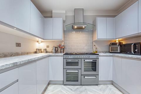 9 Citadel Heights, Dover, CT17 9DS