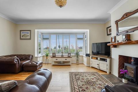 9 Citadel Heights, Dover, CT17 9DS