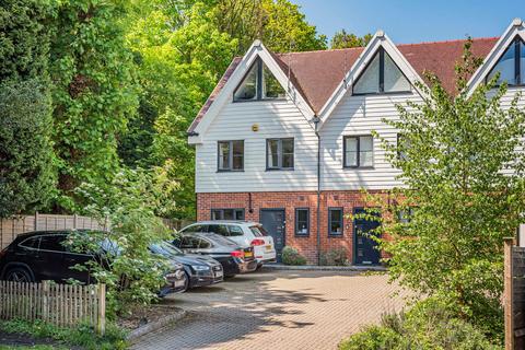 4 bedroom end of terrace house for sale, Maidstone Road, Sevenoaks TN15