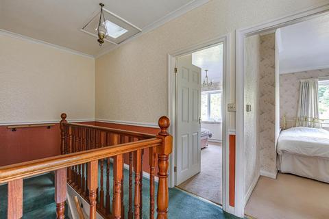 44 Farley Road, South Croydon, CR2 7ND