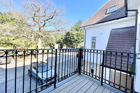 2 bedroom apartment for sale, Lymington Road, Christchurch BH23