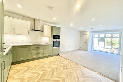 2 bedroom apartment for sale, Lymington Road, Christchurch BH23