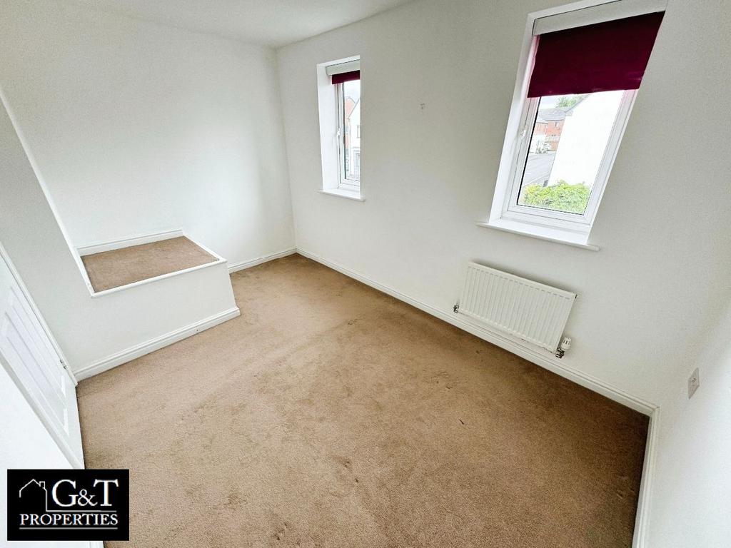 2nd Bedroom