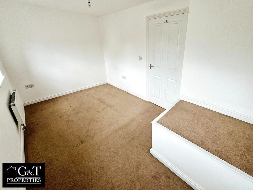 2nd Bedroom