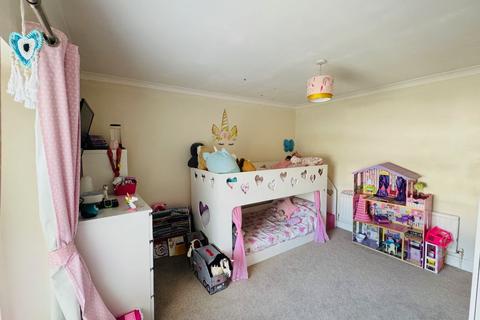 74 Glyn Terrace, Tredegar, NP22 4JA