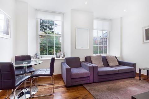 1 bedroom flat for sale, Bedford Row, London, WC1R