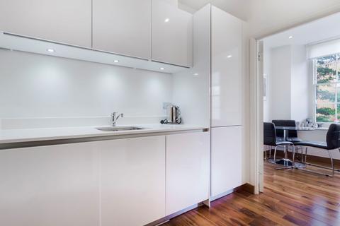 1 bedroom flat for sale, Bedford Row, London, WC1R