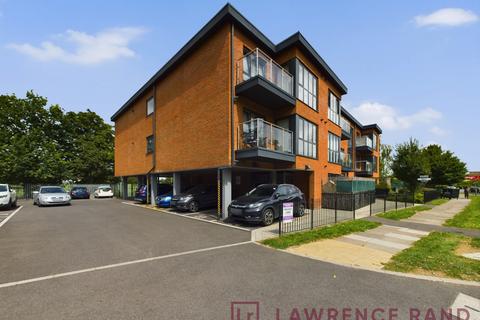 2 bedroom flat for sale, Victoria Road, Ruislip, Middlesex, HA4