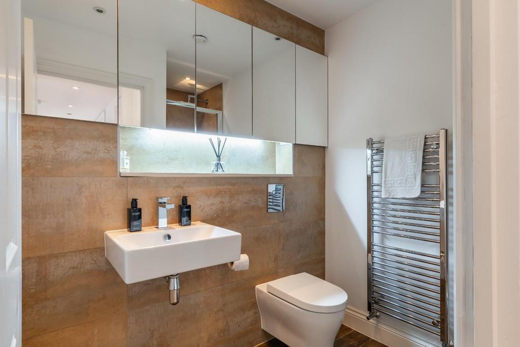 Bathrooms-1.jpg