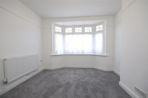 7 Fleet Avenue, Dartford, DA2 6NL
