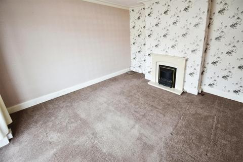 3 bedroom semi-detached bungalow for sale, Wilmar Drive, Huddersfield HD3