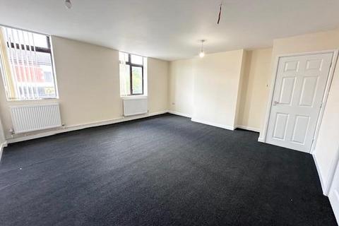 2 bedroom flat to rent, Owen Road, Pennfields, Wolverhampton