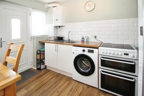 8 Moorside Mews, Bradford, BD2 3HQ