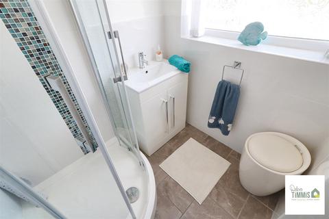 28 Fairhaven Grove, Stoke-on-trent, ST1 6LX