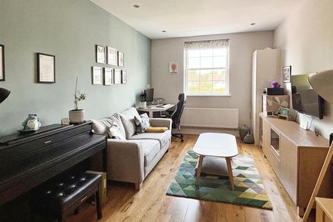 1 bedroom flat for sale, Wellesbourne House, Walton Road, Wellesbourne