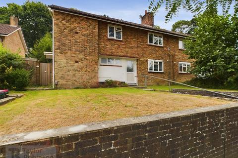 34 Treyford Close, Crawley, RH11 0JN