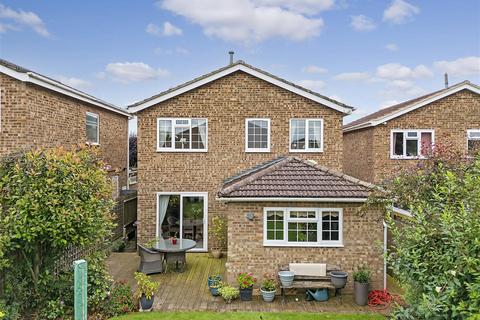 4 bedroom detached house for sale, CHAIN FREE HOUSE - Perowne Way, Puckeridge, Herts