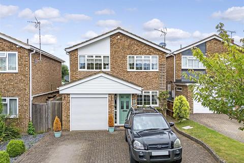 4 bedroom detached house for sale, CHAIN FREE HOUSE - Perowne Way, Puckeridge, Herts