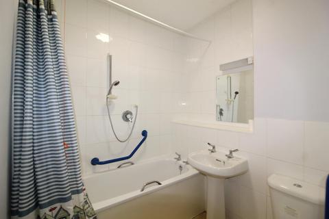 2 bedroom retirement property for sale, Potters Lane, Barnet EN5