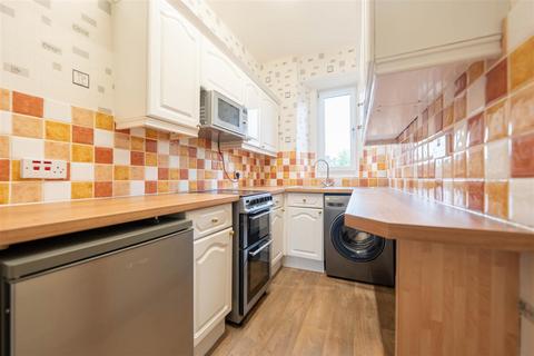 2 bedroom flat for sale, Friar Street, Perth