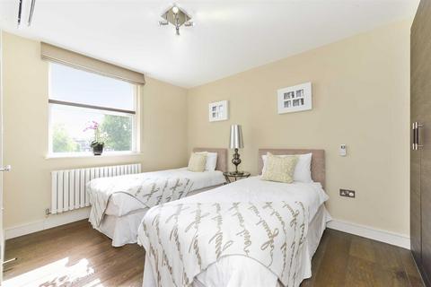 3 bedroom flat to rent, St John's Wood Park, St John's Wood, London