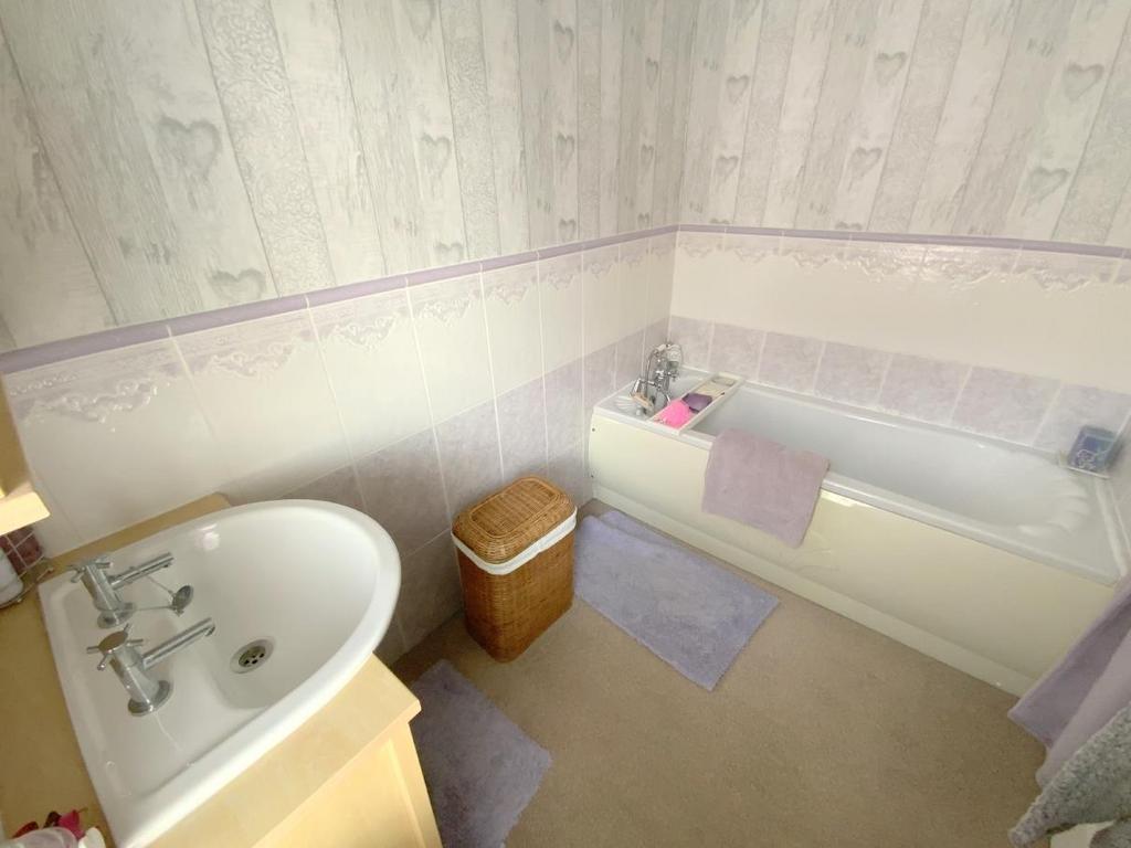Resized IMG 2811.jpg