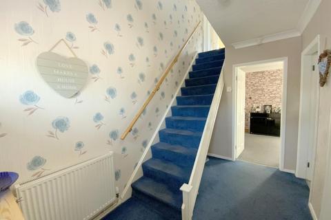 4 bedroom detached house for sale, Larmour Road, Grimsby