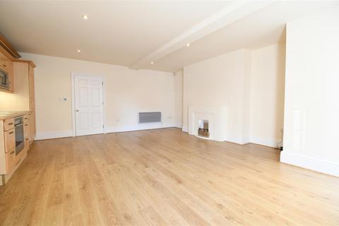 2 bedroom flat for sale, Clarence Mansions, Warwick Street, Leamington Spa