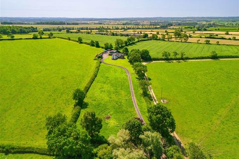 4 bedroom detached house for sale, Waltham Road, Thorpe Arnold