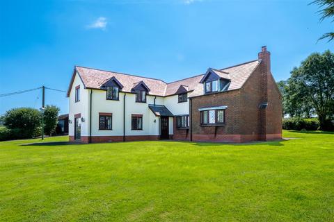 4 bedroom detached house for sale, Waltham Road, Thorpe Arnold