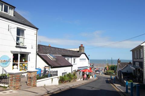 2 bedroom apartment for sale, High Street, Saundersfoot